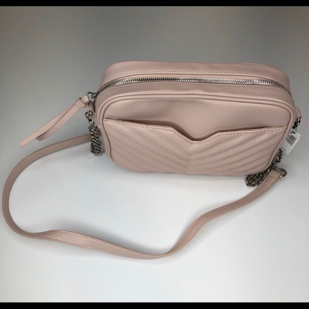 ✨NEW Express Pink Purse✨